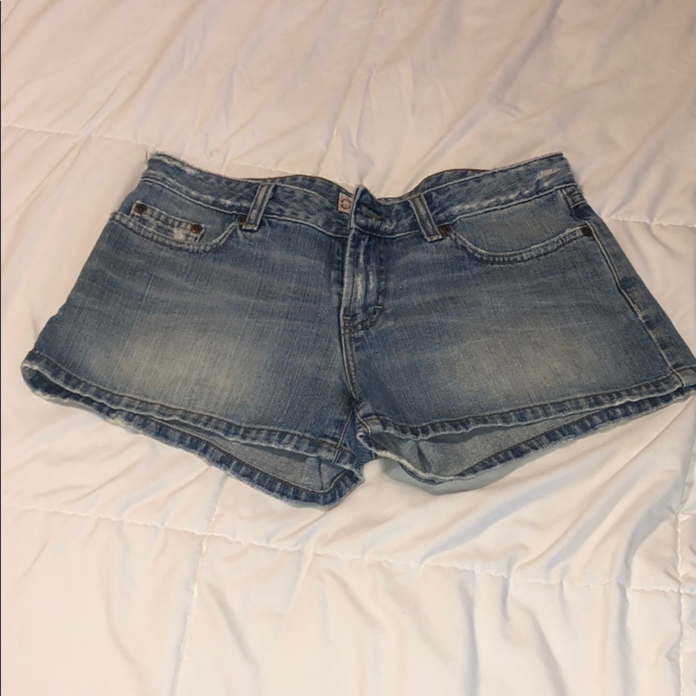 BKE Star shorts